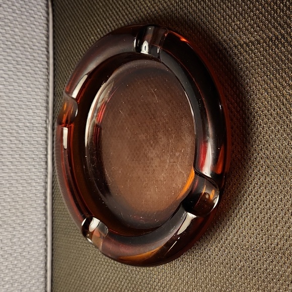 Vintage Ashtray - Picture 2 of 2